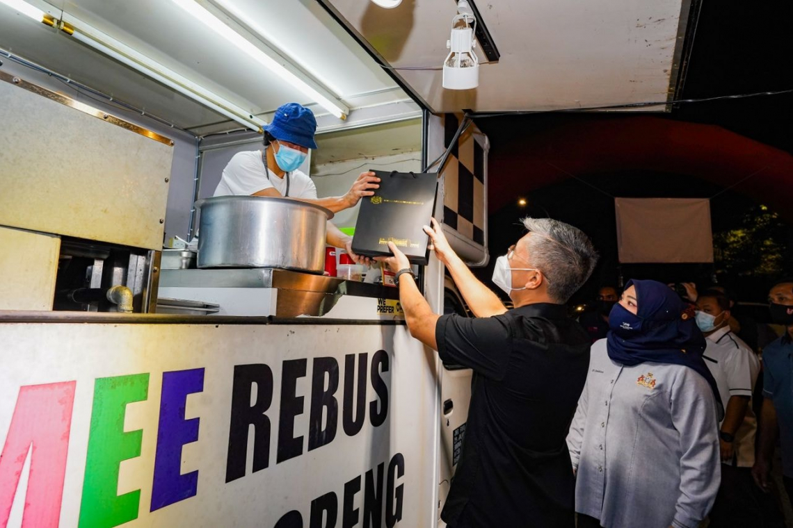 Sesi Turun Padang ke Tebrau Food Truck Park, Johor